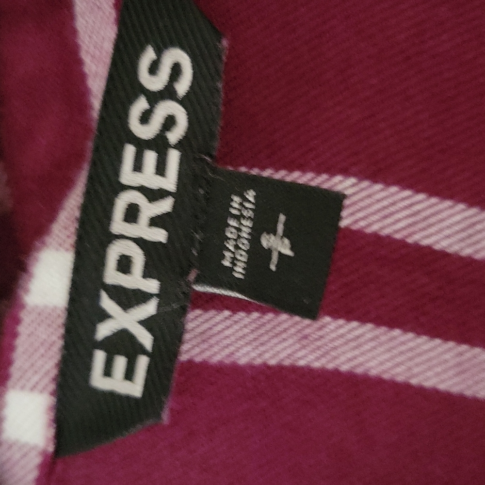 Express Top - Picture 2 of 3